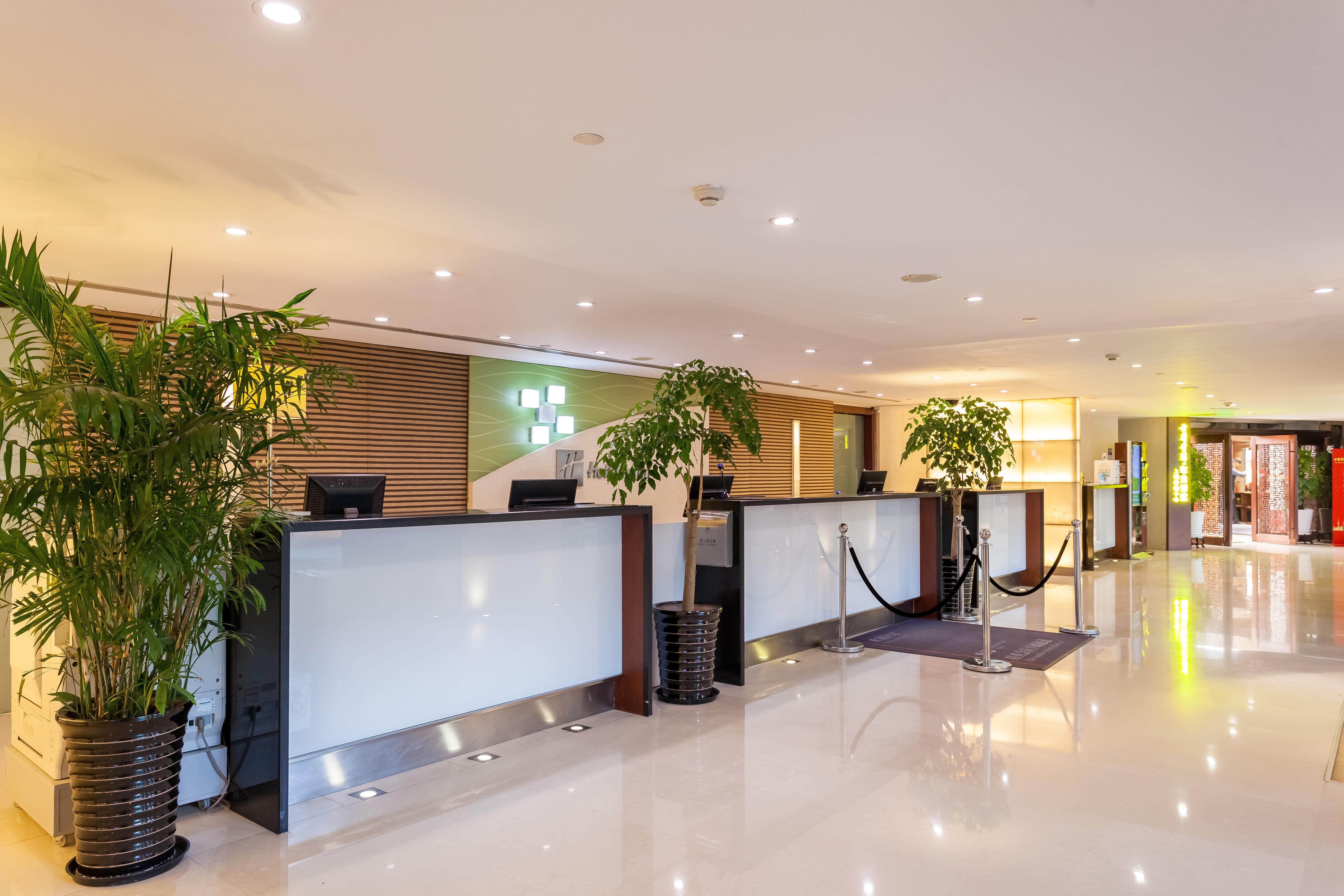 Holiday Inn Shanghai Vista By Ihg Exterior photo