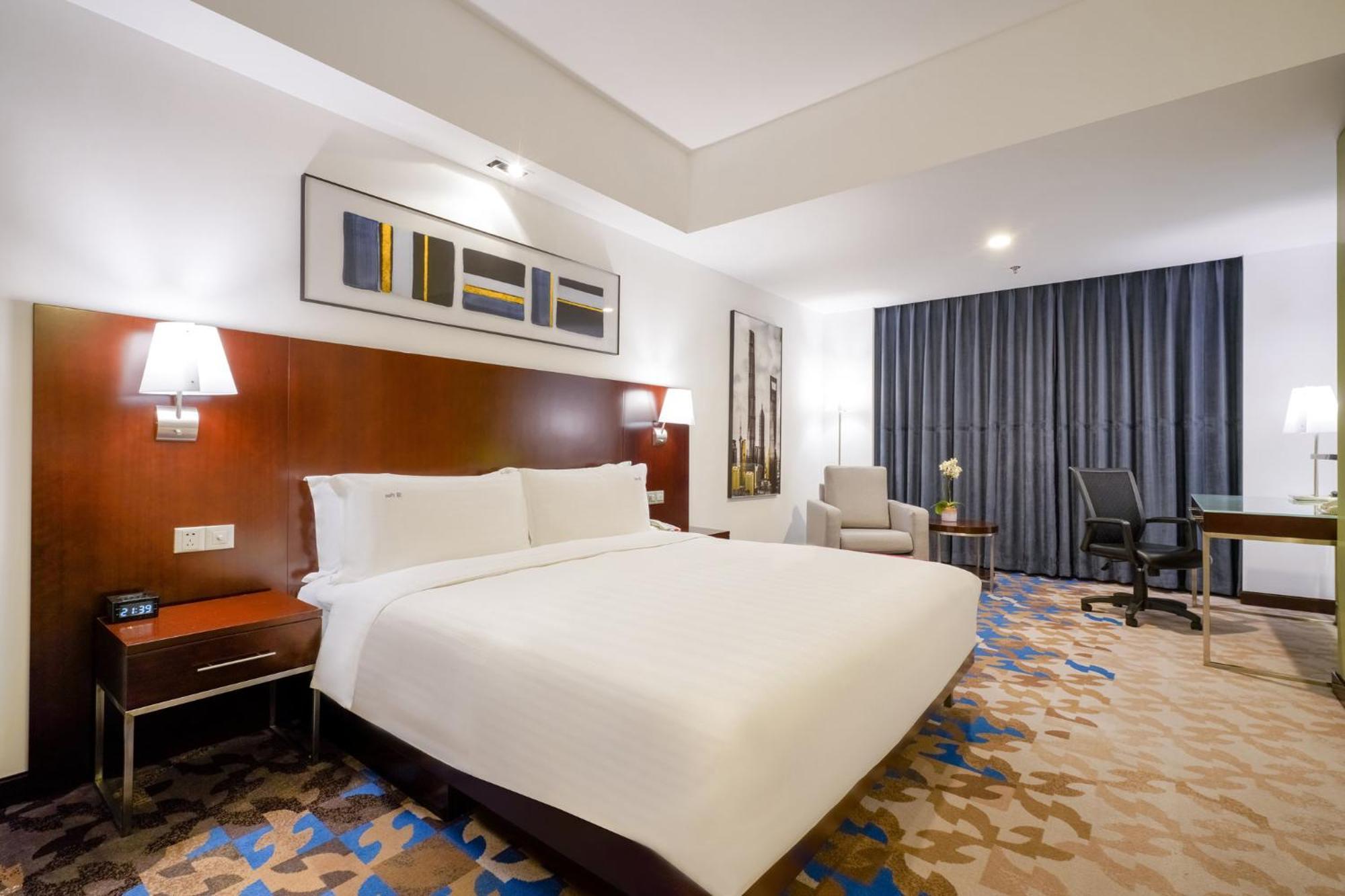 Holiday Inn Shanghai Vista By Ihg Exterior photo