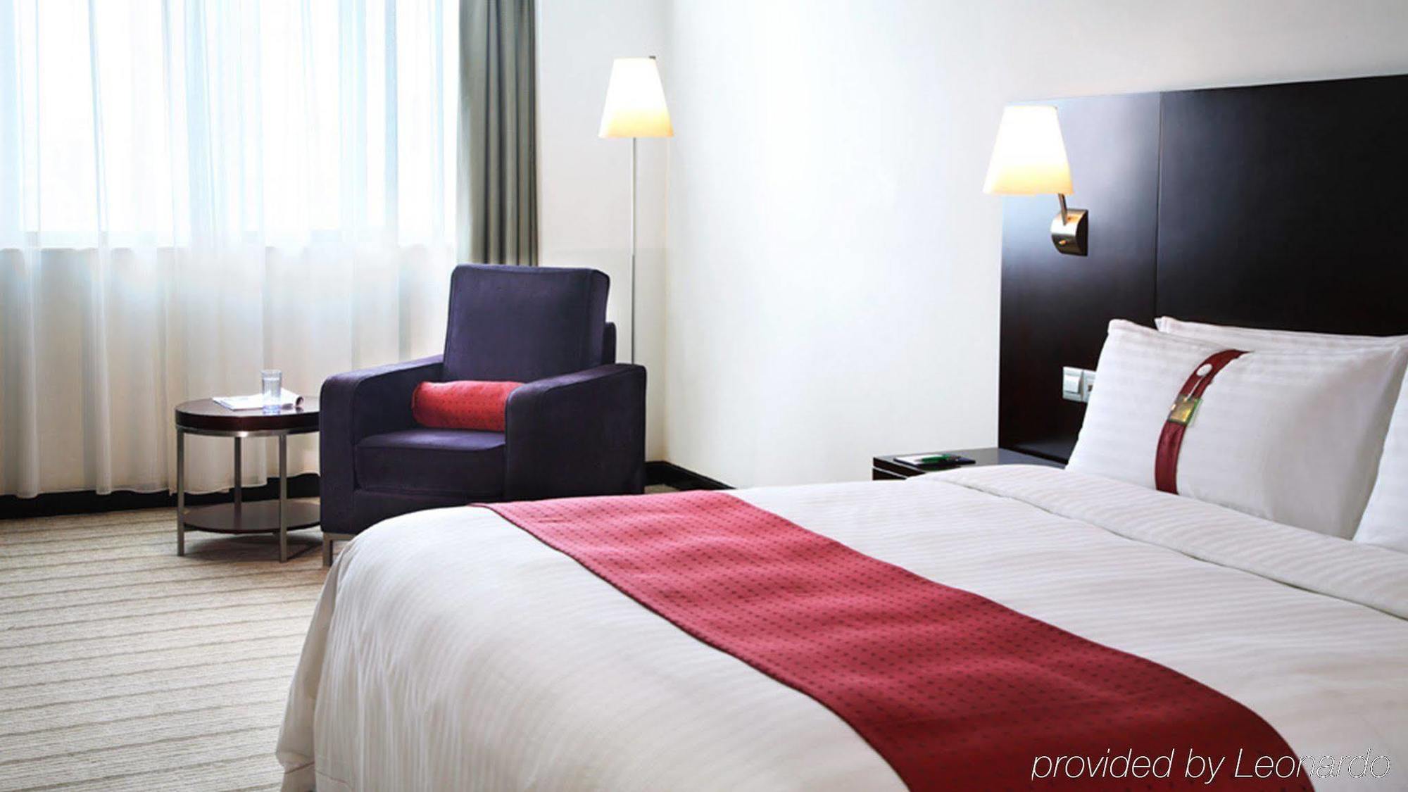 Holiday Inn Shanghai Vista By Ihg Exterior photo